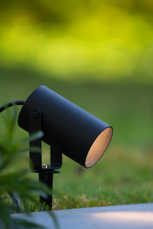 Lucide TAYLOR - Gartenstrahler - Ø 10 cm - 1xGU10 - IP65 - Schwarz - Atmosphäre 2